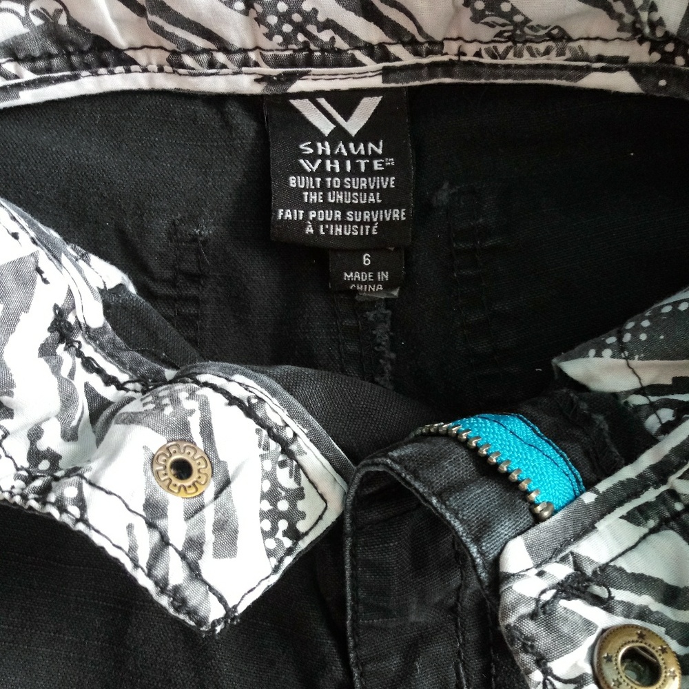 Boys Size 6 Shawn White Shorts